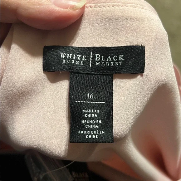 White House|Black Market pink long sleeve blouse with lovely back detail NWT - Picture 7 of 9